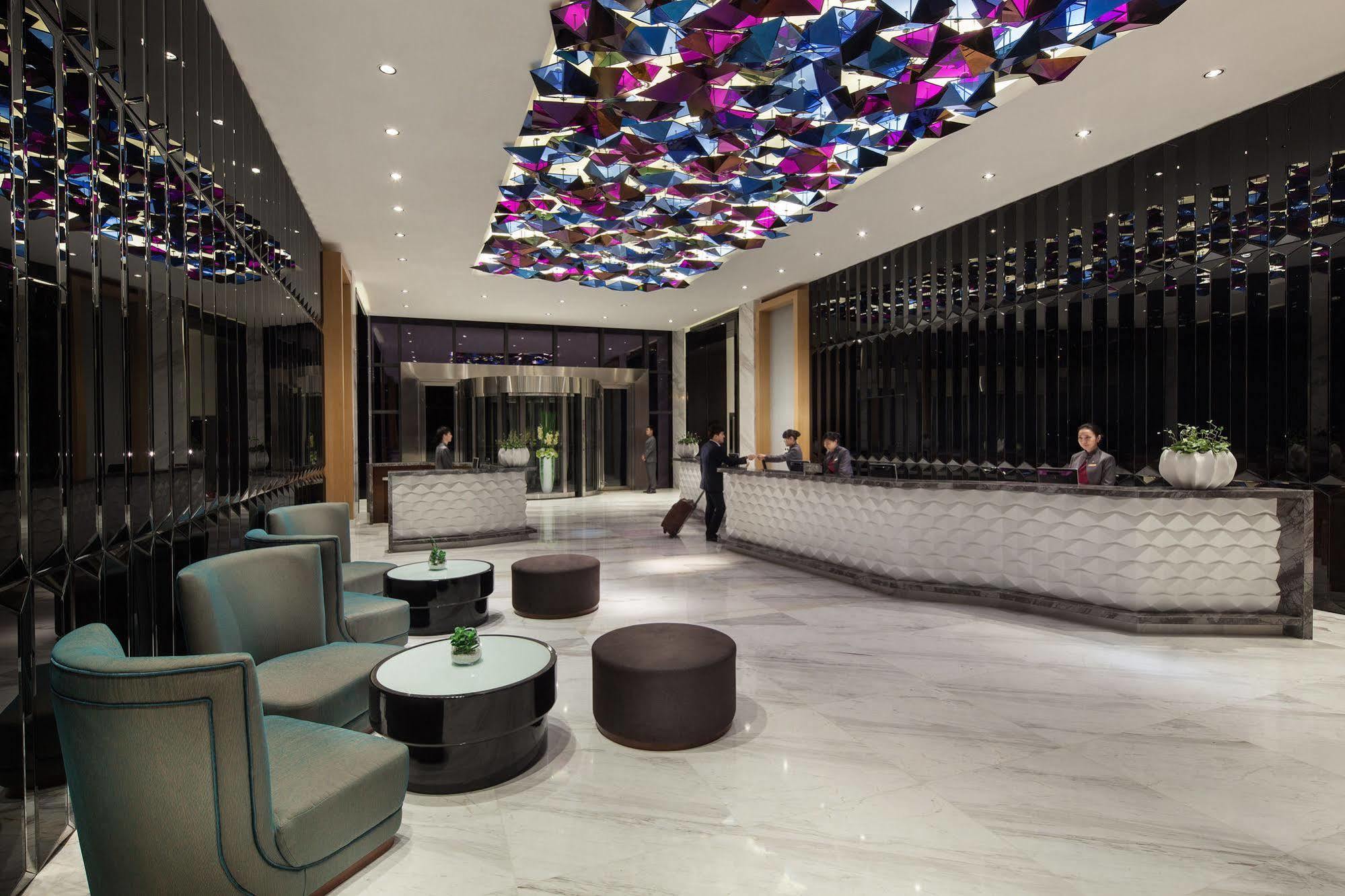 M Hotel Chengdu Exterior photo